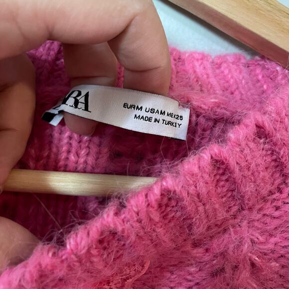 Zara Pink Ruffled & Lace Chunky Knit Sweater SZ Medium Girly Coquette Preppy - Picture 8 of 15